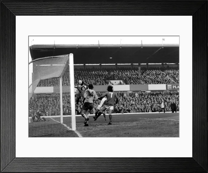 Framed Print : Football. Birmingham F. C. vs. Everton F. C. Scenes during the match