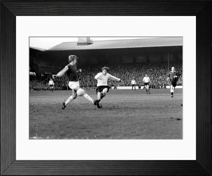 Framed Print : English League Division One match at Upton Park West Ham United 1 v Liverpool 2 Framed Print : English League Division One match at Upton Park West Ham United 1 v Liverpool 2