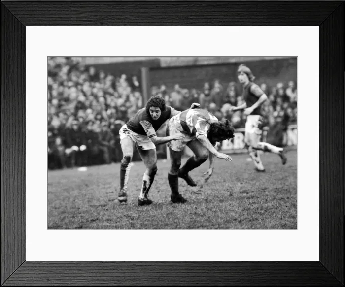 Framed Print : F. A. Cup: West Ham (2) vs. Queens Park Ranger (1). February 1975 75-00908-046 Framed Print : F. A. Cup: West Ham (2) vs. Queens Park Ranger (1). February 1975 75-00908-046