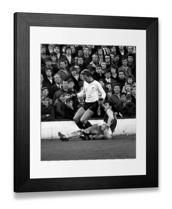 Framed Print : English League Division One match at Upton Park West Ham United 1 v Liverpool 2