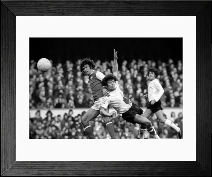 Framed Print : Football: Arsenal F. C. (2) vs. Liverpool F. C. (0). February 1975 75-00618-017 Framed Print : Football: Arsenal F. C. (2) vs. Liverpool F. C. (0). February 1975 75-00618-017