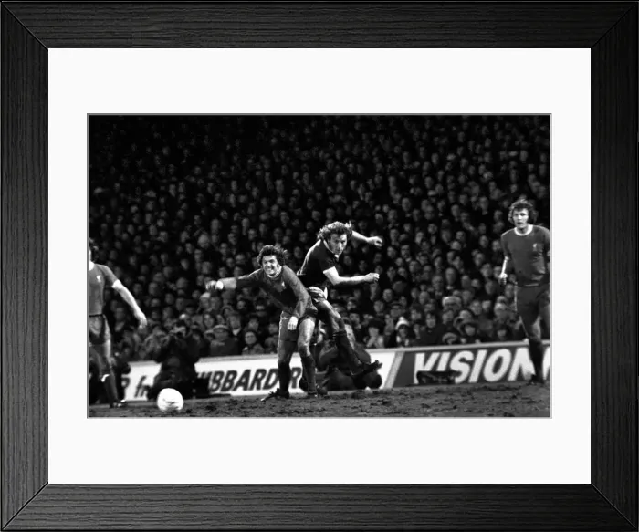 Framed Print : Football: F. A. Cup. Ipswich F. C. v. Liverpool F. C. January 1975 75-00478-015 Framed Print : Football: F. A. Cup. Ipswich F. C. v. Liverpool F. C. January 1975 75-00478-015