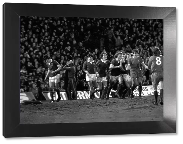 Football: F. A. Cup. Ipswich F. C. v. Liverpool F. C. January 1975 75-00478-011