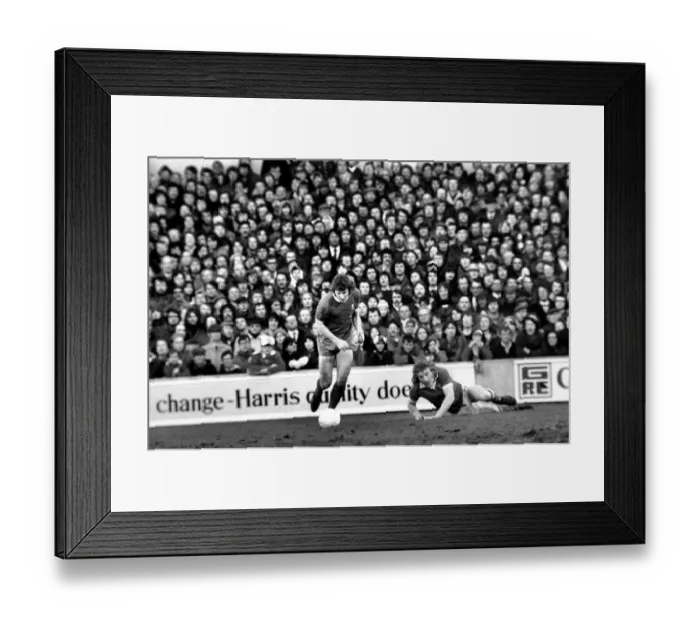 Framed Print : Football: F. A. Cup. Ipswich F. C. v. Liverpool F. C. January 1975 75-00478-037 Framed Print : Football: F. A. Cup. Ipswich F. C. v. Liverpool F. C. January 1975 75-00478-037