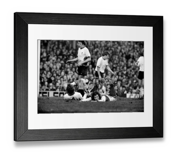 Framed Print : Football: Arsenal F. C. (2) vs. Liverpool F. C. (0). February 1975 75-00618-007 Framed Print : Football: Arsenal F. C. (2) vs. Liverpool F. C. (0). February 1975 75-00618-007