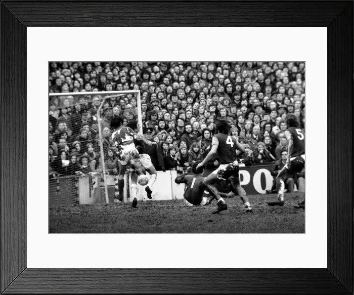 Framed Print : F. A. Cup: West Ham (2) vs. Queens Park Ranger (1). February 1975 75-00908-016 Framed Print : F. A. Cup: West Ham (2) vs. Queens Park Ranger (1). February 1975 75-00908-016