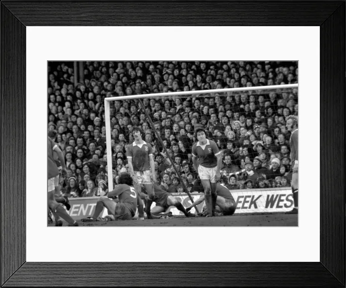 Framed Print : Football: F. A. Cup. Ipswich F. C. v. Liverpool F. C. January 1975 75-00478-040 Framed Print : Football: F. A. Cup. Ipswich F. C. v. Liverpool F. C. January 1975 75-00478-040