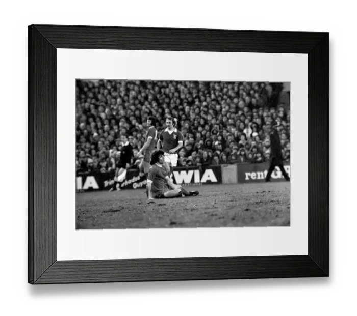 Framed Print : Football: F. A. Cup. Ipswich F. C. v. Liverpool F. C. January 1975 75-00478-003 Framed Print : Football: F. A. Cup. Ipswich F. C. v. Liverpool F. C. January 1975 75-00478-003