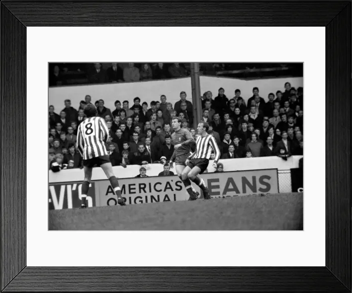 Framed Print : English League Division one match. Chelsea 3 v Southampton 1 Framed Print : English League Division one match. Chelsea 3 v Southampton 1