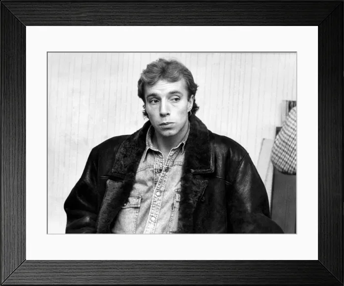 Framed Print : Barcelona striker, Steve Archibald trains with Blackburn Rovers today after coming to Framed Print : Barcelona striker, Steve Archibald trains with Blackburn Rovers today after coming to