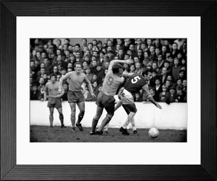 Framed Print : Sport: Football: West Ham 0. v. Everton 1. Royle (left) and Stepheson (No Framed Print : Sport: Football: West Ham 0. v. Everton 1. Royle (left) and Stepheson (No