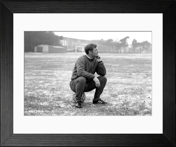 Framed Print : Blackpool Manager Les Shannon pictured at Bournemouth today Framed Print : Blackpool Manager Les Shannon pictured at Bournemouth today