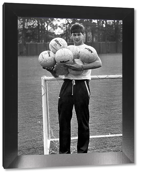 Bobby Mimms Everton. January 1986 P009688