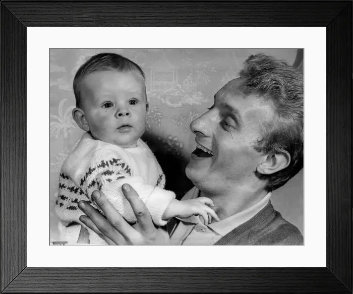 Framed Print : Denis Law, the Manchester United player who will attend the F. A