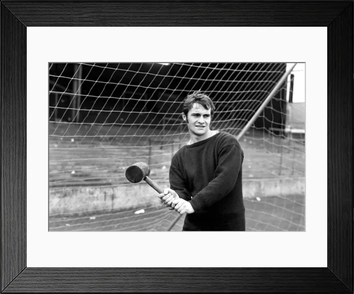 Framed Print : Ipswich Town prepare for their third round FA cup match at Portman Road v Manchester Framed Print : Ipswich Town prepare for their third round FA cup match at Portman Road v Manchester