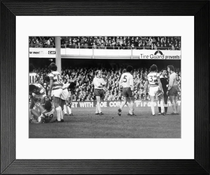 Framed Print : English League Division One match at Loftus Road Queens Park Rangers 1 v Derby