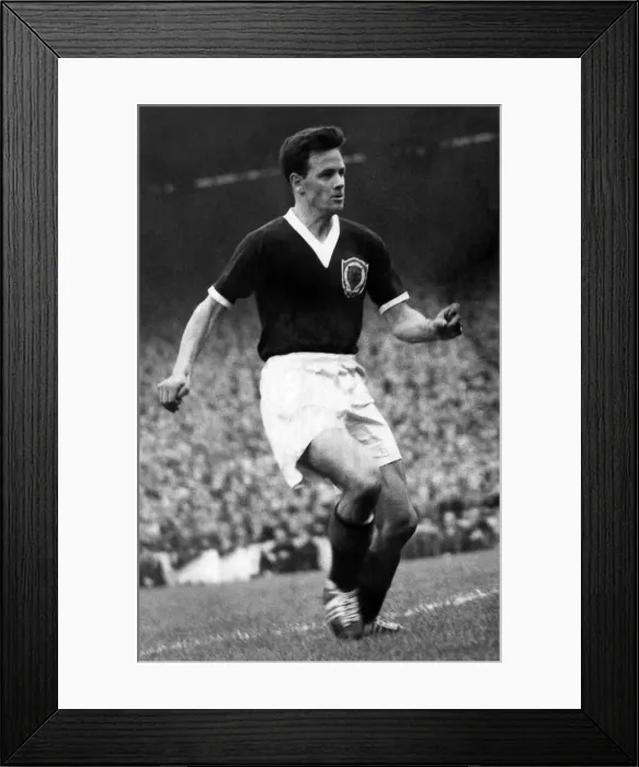 Framed Print : G. Leggat (Fulham & Scotland). Graham Leggat, of Fulham Framed Print : G. Leggat (Fulham & Scotland). Graham Leggat, of Fulham
