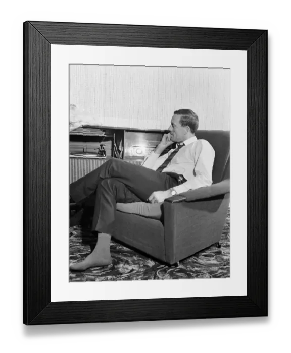 Framed Print : Sport. Football. Hillingdon Borough football club trainer-manager Jim Langley - He heard