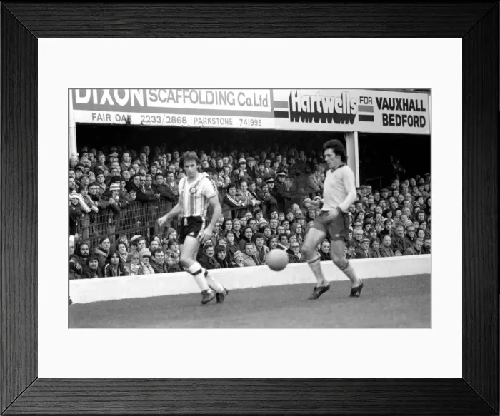 Framed Print : Sport: Football. Southampton vs. Arsenal. Southampton (0) Arsenal (1) Framed Print : Sport: Football. Southampton vs. Arsenal. Southampton (0) Arsenal (1)