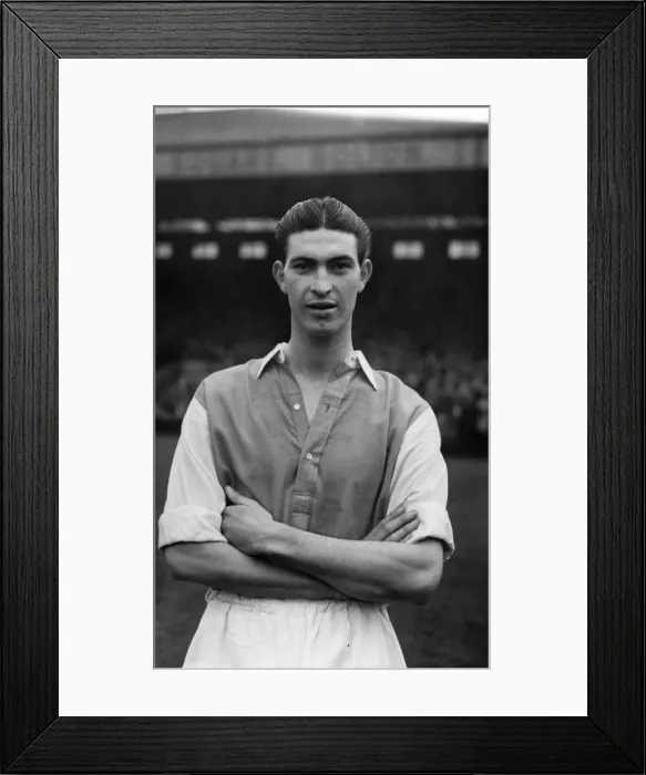 Framed Print : J. Fotheringham A. F. C. Arsenal Football Club. November 1954 P005897 Framed Print : J. Fotheringham A. F. C. Arsenal Football Club. November 1954 P005897