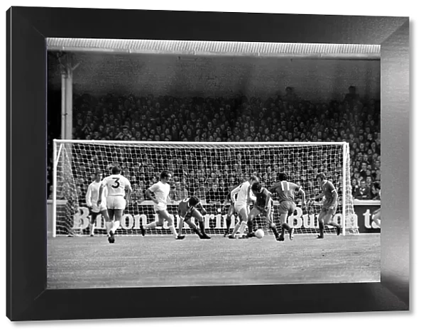 Football: Leeds United (1) v. Liverpool (0). September 1971 71-12020-015