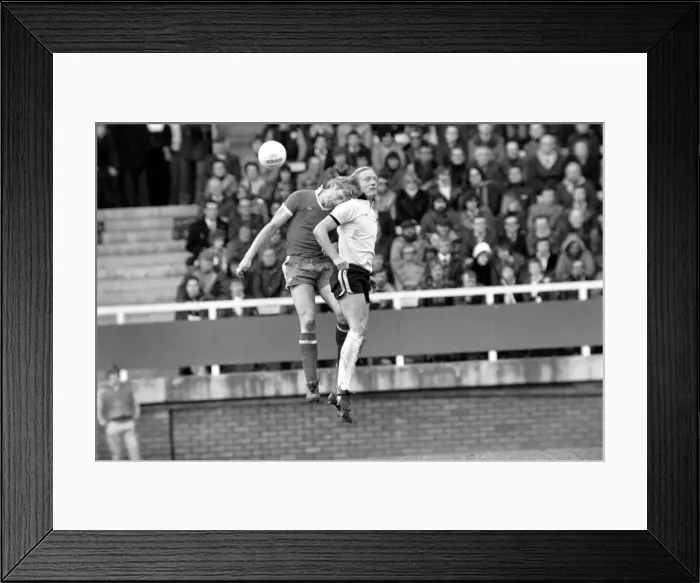 Framed Print : Division Two football Fulham v Chelsea 1976 / 77 season. Fulham won the match three one Framed Print : Division Two football Fulham v Chelsea 1976 / 77 season. Fulham won the match three one