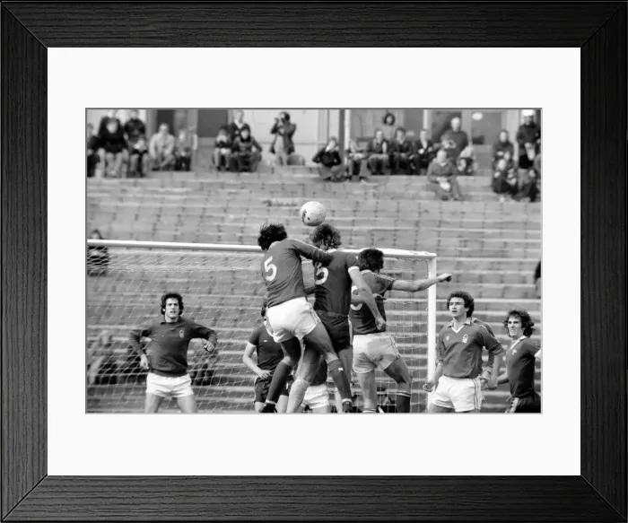 Framed Print : Division Two Football Football Chelsea vs. Nottingham Forest Framed Print : Division Two Football Football Chelsea vs. Nottingham Forest