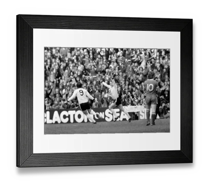 Framed Print : Division Two football Fulham v Chelsea 1976  /  77 season. Fulham won the match three one