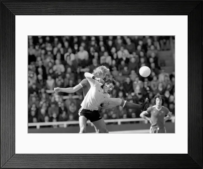 Framed Print : Division Two football Fulham v Chelsea 1976 / 77 season. Fulham won the match three one Framed Print : Division Two football Fulham v Chelsea 1976 / 77 season. Fulham won the match three one