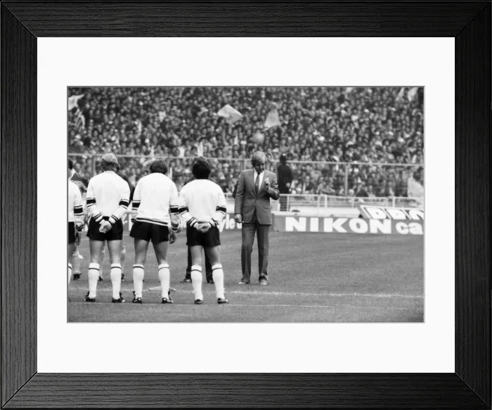 Framed Print : F. A. Cup Final. Manchester City 1 v. Tottenham Hotspur 1 Framed Print : F. A. Cup Final. Manchester City 1 v. Tottenham Hotspur 1