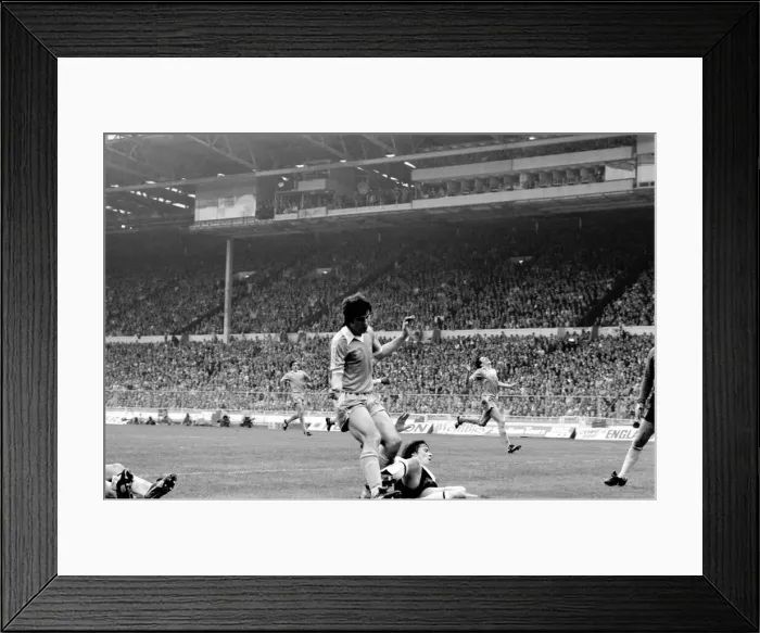 Framed Print : F. A. Cup Final. Manchester City 1 v. Tottenham Hotspur 1. May 1981 MF02-30-125 Framed Print : F. A. Cup Final. Manchester City 1 v. Tottenham Hotspur 1. May 1981 MF02-30-125