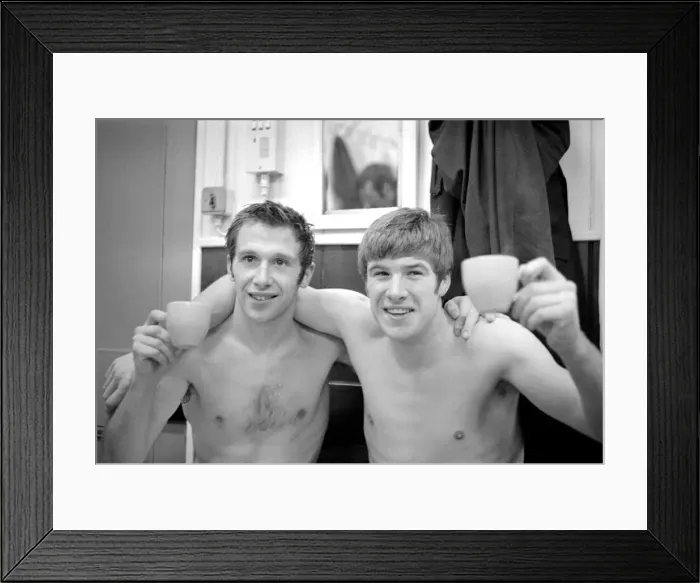 Framed Print : English League Division One match at Goodison Park Everton 0 v Liverpool 3 Framed Print : English League Division One match at Goodison Park Everton 0 v Liverpool 3