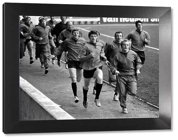 Manchester City training Francis Lee Leads the team in a touchline sprint