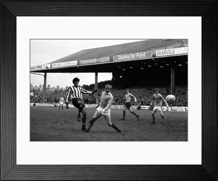 Framed Print : English League Division match at Maine Road Manchester City 1. Southampton 0
