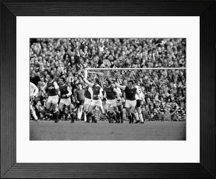 Framed Print : English League Division One match at Highbury Arsenal 4 v Derby County 0 Framed Print : English League Division One match at Highbury Arsenal 4 v Derby County 0