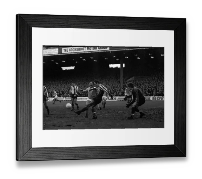 Framed Print : English League Division match at Maine Road Manchester City 1. Southampton 0