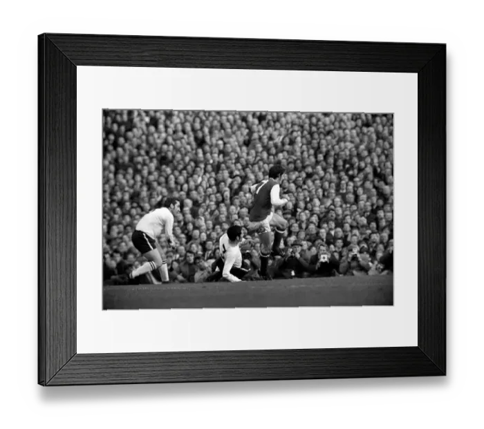 Framed Print : English League Division One match at Highbury Arsenal 4 v Derby County 0