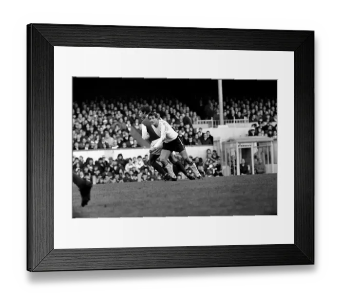 Framed Print : English League Division One match at Highbury Arsenal 4 v Derby County 0 Framed Print : English League Division One match at Highbury Arsenal 4 v Derby County 0