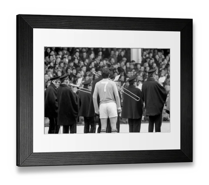 Framed Print : English League Division One match at Upton Park West Ham United 0 v Manchester Framed Print : English League Division One match at Upton Park West Ham United 0 v Manchester