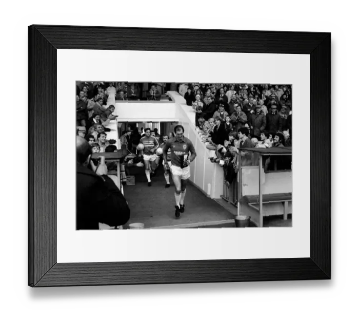 Framed Print : English League Division Two match at Maine Road Manchester City 4 v Brighton Framed Print : English League Division Two match at Maine Road Manchester City 4 v Brighton