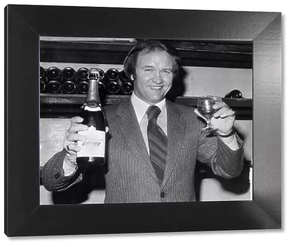 Ron Atkinson, West Bromwich Albions Manager, at the Cheshire Cheese Restaurant in