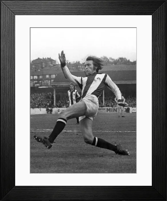 Framed Print : Leeds v West Bromwich Albion Jeff Astle in action for West Brom February Framed Print : Leeds v West Bromwich Albion Jeff Astle in action for West Brom February