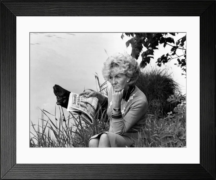 Framed Print : Mrs Margaret Atkinson, wife of Manchester United boss RonAtkinson Framed Print : Mrs Margaret Atkinson, wife of Manchester United boss RonAtkinson