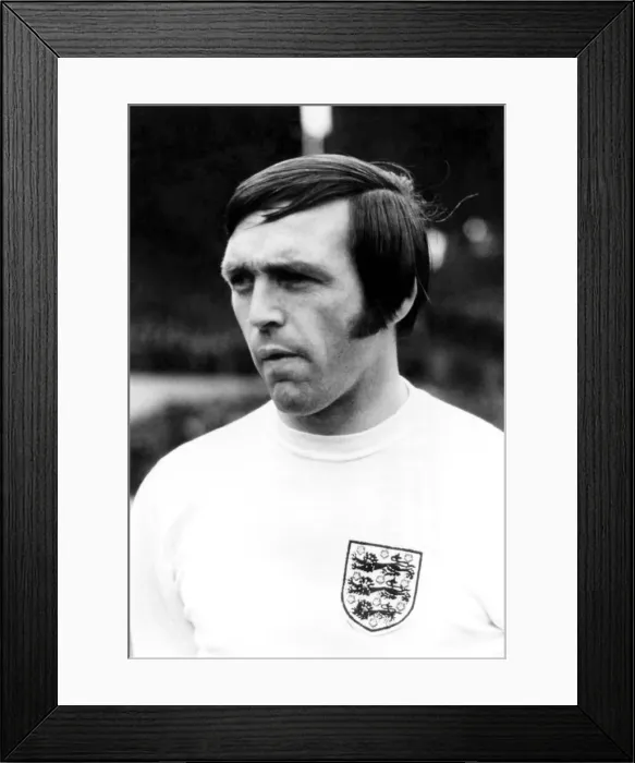 Framed Print : West Bromwich Albion forward Jeff Astle in an England shirt Framed Print : West Bromwich Albion forward Jeff Astle in an England shirt