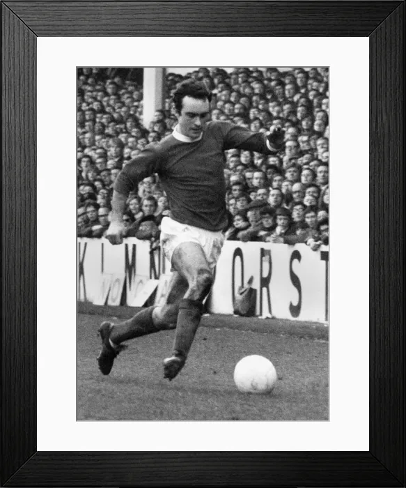 Framed Print : John Ashton of Manchester United in action. Circa 1969 P017190 Framed Print : John Ashton of Manchester United in action. Circa 1969 P017190