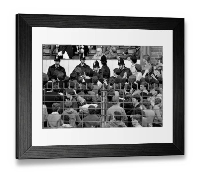 Framed Print : English League Division Two match. Bolton Wanderers 0 v Chelsea 1 Framed Print : English League Division Two match. Bolton Wanderers 0 v Chelsea 1