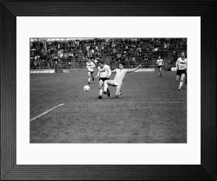 Framed Print : English League Division Two match. Bolton Wanderers 0 v Chelsea 1. May 1983 MF11-27-064 Framed Print : English League Division Two match. Bolton Wanderers 0 v Chelsea 1. May 1983 MF11-27-064