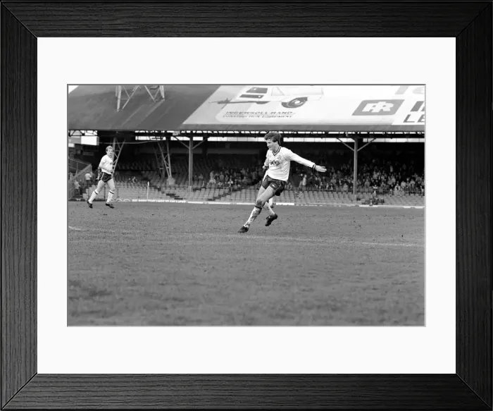 Framed Print : English League Division Two match. Bolton Wanderers 0 v Chelsea 1. May 1983 MF11-27-027 Framed Print : English League Division Two match. Bolton Wanderers 0 v Chelsea 1. May 1983 MF11-27-027