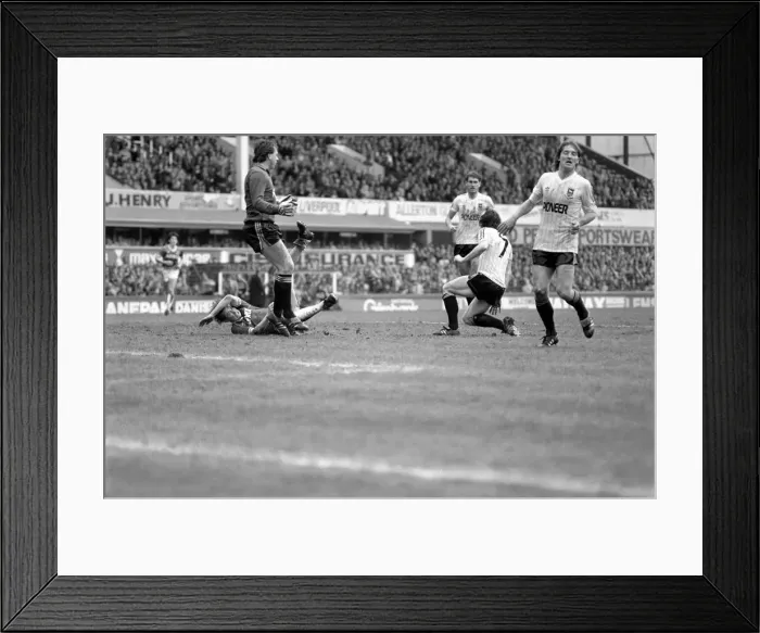 Framed Print : English League Division One match. Everton 1 v Ipswich Town 1. May 1983 MF11-28-071 Framed Print : English League Division One match. Everton 1 v Ipswich Town 1. May 1983 MF11-28-071