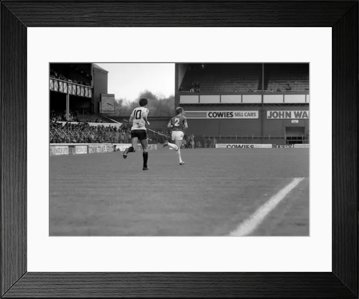 Framed Print : English League Division One match. Everton 1 v Ipswich Town 1. May 1983 MF11-28-034 Framed Print : English League Division One match. Everton 1 v Ipswich Town 1. May 1983 MF11-28-034